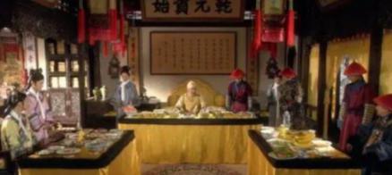 清朝历史上最血腥的饭局：八位将军赴宴，离去时头身分离