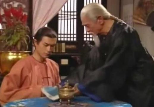 雍正最信任的大臣鄂尔泰的下场是什么? 雍正最信任的大臣鄂尔泰的下场是什么?