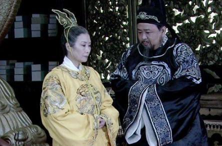 唐朝百姓为纪念狄仁杰为他建祠堂,后来为什么又去毁了他的祠堂? 唐朝百姓为纪念狄仁杰为他建祠堂,后来为什么又去毁了他的祠堂?