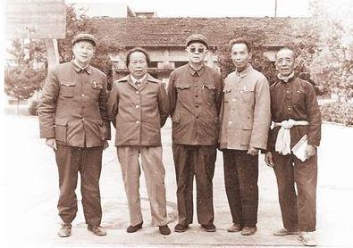 彭富九的妻子是谁？他跟周士第是什么关系?