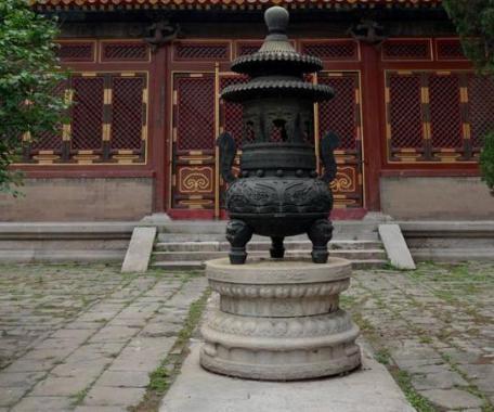 闯王李自成的墓地在哪里？为什么李自成率领十万大军进九宫山后不见了？