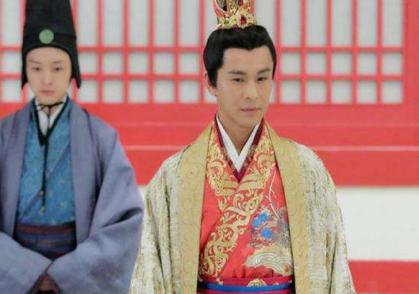 无艳心甘情愿陪伴齐宣王这么久 都为他做过哪些事情呢 无艳心甘情愿陪伴齐宣王这么久 都为他做过哪些事情呢