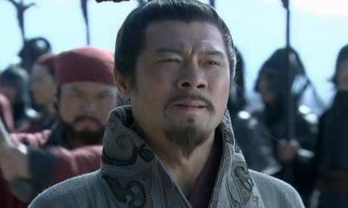 陈宫被赐死后，曹操为什么又要将他的妻儿带回许都？
