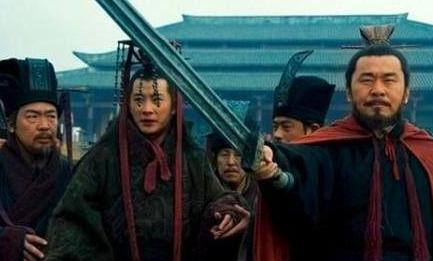 曹丕篡汉为何汉献帝还能善终呢 他为什么会对汉献帝那么好 曹丕篡汉为何汉献帝还能善终呢 他为什么会对汉献帝那么好