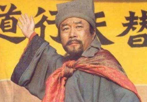 晁盖临死前不推荐宋江当一把手的原因是什么？