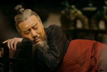 杨修之死的真实原因是什么?历史上曹操想传位的人是谁? 杨修之死的真实原因是什么?历史上曹操想传位的人是谁?
