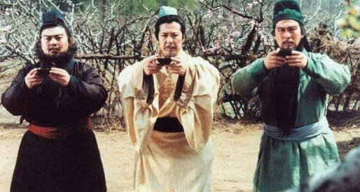 同样立了军令状,为什么诸葛亮对关羽和马谡差别对待? 同样立了军令状,为什么诸葛亮对关羽和马谡差别对待?