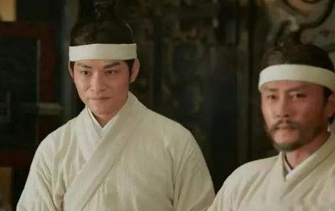 司马懿是怎么成为曹魏权臣的？靠熬和无耻，还有遇到了猪一样的曹氏宗亲