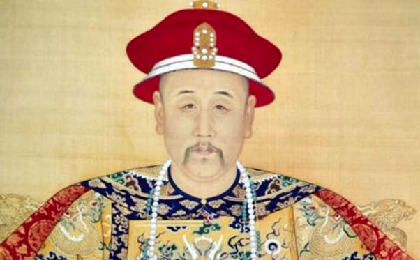 祖母孝庄太后的棺椁，康熙为何放了37年不肯下葬？