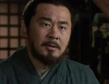 相堂赌头曹操遣大将，青州添兵韩浩任先锋，曹操险露心机