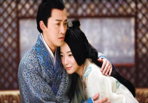 同样歌姬出身的她们都登上了后位，她们有什么不同之处？