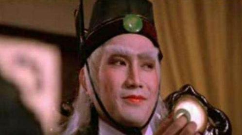 魏忠贤是一个怎样的人？他为什么会撑起半个明朝？