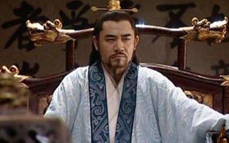 小宫女因为看到皇帝睡觉的丑态笑出了声 没想到嘉靖却是这样做的 小宫女因为看到皇帝睡觉的丑态笑出了声 没想到嘉靖却是这样做的