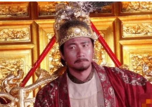 刘伯温为什么看到大臣的杯子之后说朱元璋要大开杀戒？