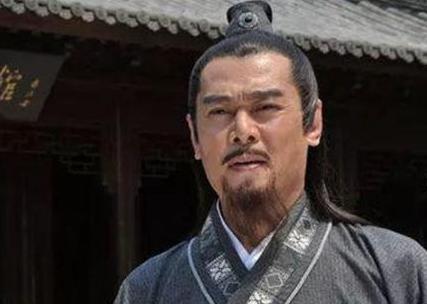 皇甫嵩身为汉末一代名将 却在小说中成为打酱油的角色