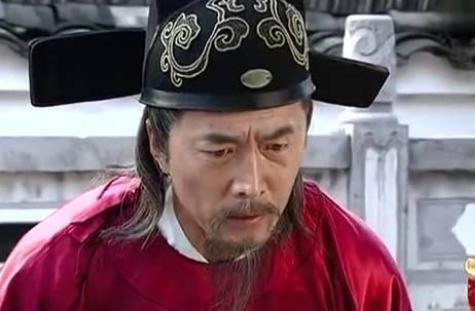 张昶身为<a href=https://www.lishiji.cn/lishi/5347/ target=_blank class=infotextkey>前朝</a><a href=https://www.lishiji.cn/lishi/8091/ target=_blank class=infotextkey>大臣</a>坚持穿旧<a href=https://www.lishiji.cn/lishi/6426/ target=_blank class=infotextkey>衣服</a>,刘伯温为什么会说他留不得？