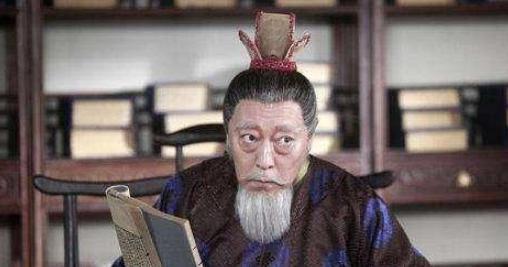 他是与秦桧齐名的大奸臣,死后无人安葬