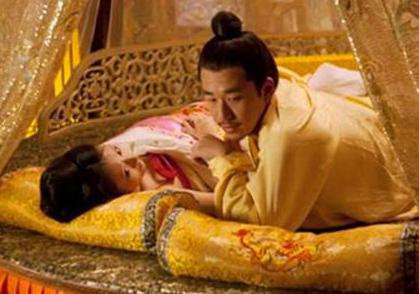 汉景帝酒后是怎么为汉朝续命300年 只因他睡了一个宫女 汉景帝酒后是怎么为汉朝续命300年 只因他睡了一个宫女