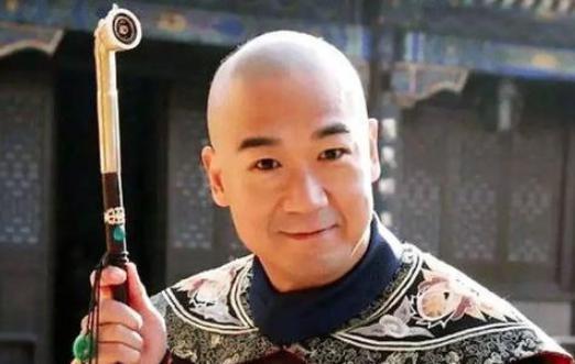 才子大学士纪晓岚在孔府所题对联中真的出现了两个“错字”吗？