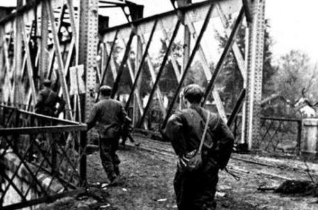 法卡山<a href=https://www.lishiji.cn/lishi/10104/ target=_blank class=infotextkey>战役</a>中我军战斗怎么样 是如何打击越军的气焰的