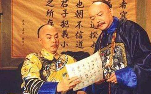 和珅墓前的狮子为何面露凶光？和珅为何成为大清巨贪？