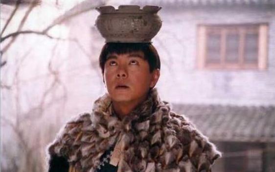 朱元璋欲杀沈万三指着猪蹄问这是啥菜?沈万三是怎样回答的才逃过一死 <a href=https://www.lishiji.cn/lishi/23/ target=_blank class=infotextkey>朱元璋</a>欲杀<a href=https://www.lishiji.cn/lishi/5030/ target=_blank class=infotextkey>沈万三</a>指着<a href=https://www.lishiji.cn/lishi/9592/ target=_blank class=infotextkey>猪</a>蹄问这是啥菜?沈万三是怎样回答的才逃过一死