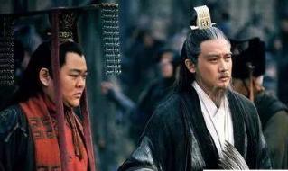 诸葛亮究竟是忠臣还是权臣?诸葛亮凭什么名垂千古? 诸葛亮究竟是忠臣还是权臣?诸葛亮凭什么名垂千古?