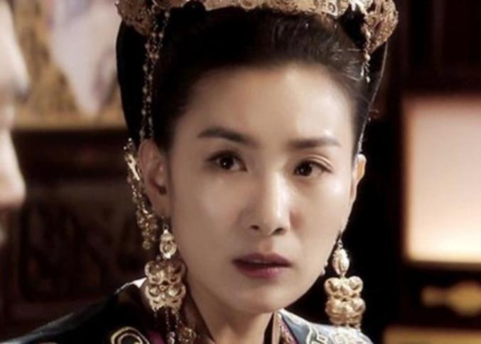 皇帝把贡女立为皇后,此女最后成亡国皇后 皇帝把贡女立为皇后,此女最后成亡国皇后
