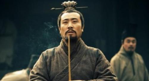 诸葛亮为什么一直打压深受刘备器重的魏延？不然必助刘禅一统三国！