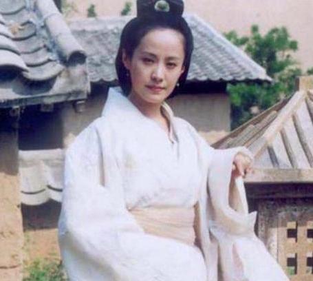 曹操与蔡文姬的爱情故事到底是什么样的 最好的年华遇到那一个你 曹操与蔡文姬的爱情故事到底是什么样的 最好的年华遇到那一个你