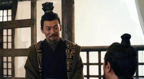曹操为什么要说荀攸智可及，愚不可及？
