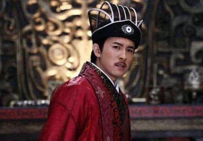 杨行密为什么要装瞎，被人戴绿帽子都无动于衷？