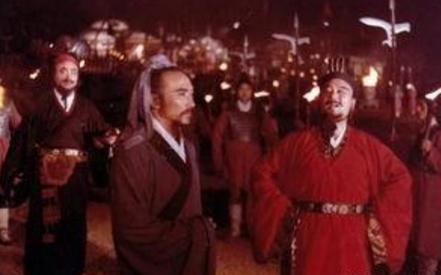 曹操掌权这么多年 为何到死都没有称帝呢 曹操掌权这么多年 为何到死都没有称帝呢