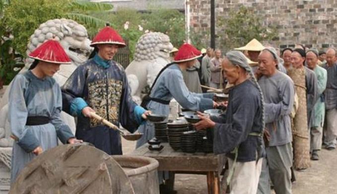 乾隆皇帝在位期间，实施了哪些惠农措施？