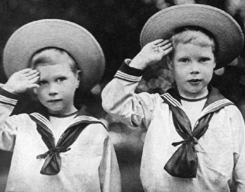 伊丽莎白二世是怎么当选英国女王的 事情要从什么地方说起 伊丽莎白二世是怎么当选英国女王的 事情要从什么地方说起