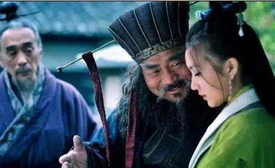 李儒为什么没有识破连环计?原因是什么 李儒为什么没有识破连环计?原因是什么
