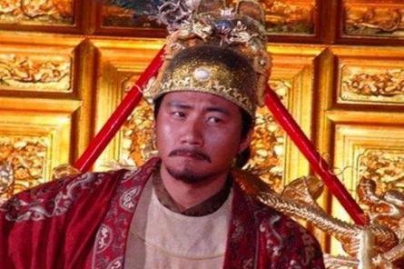 耿炳文是怎么躲过朱元璋的猜忌的?耿炳文最后怎么样了? 耿炳文是怎么躲过朱元璋的猜忌的?耿炳文最后怎么样了?