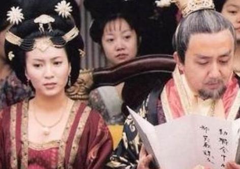 因为长得丑而被剥夺了状元 一怒之下推翻了一个王朝 因为长得丑而被剥夺了状元 一怒之下推翻了一个王朝
