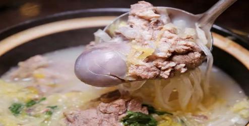 饮食文化中的南甜北咸是怎么形成的？