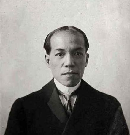 戊戌变法后，康有为逃到日本后的生活是什么样的？