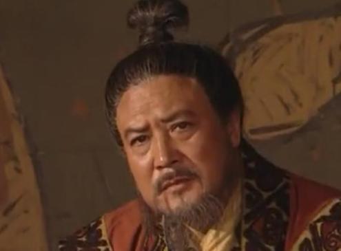 鸿门宴刘邦俯首称臣,为何范增不依不饶要置他于死地? 鸿门宴刘邦俯首称臣,为何范增不依不饶要置他于死地?