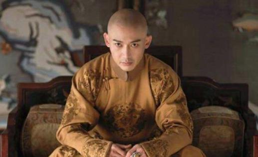 乾隆在位时为什么不动和珅？嘉庆动了之后追悔莫及！