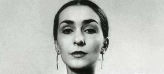 <a href=https://www.lishiji.cn/lishi/6416/ target=_blank class=infotextkey>大阿格里皮娜</a>出身<a href=https://www.lishiji.cn/lishi/6212/ target=_blank class=infotextkey>高贵</a>，可<a href=https://www.lishiji.cn/lishi/1272/ target=_blank class=infotextkey>儿子</a>是<a href=https://www.lishiji.cn/lishi/4167/ target=_blank class=infotextkey>暴君</a>，<a href=https://www.lishiji.cn/lishi/10018/ target=_blank class=infotextkey>女儿</a>是毒妇