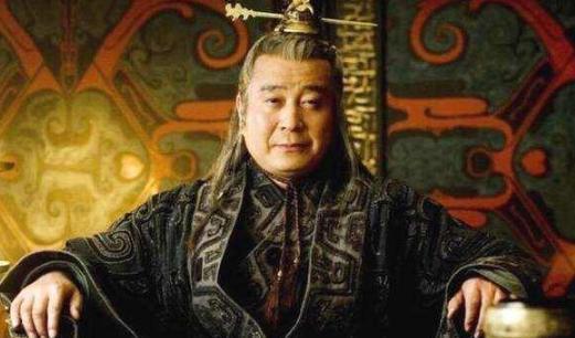 扶苏是这个人的女婿，他为什么帮外人不帮他？