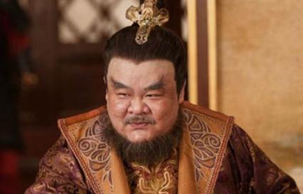 安禄山是个怎么样的人？为什么他选择了在“盛世”时期起兵造反？