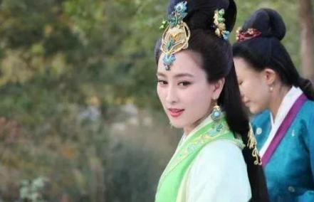 秦武王嬴荡因举顶而死，真的头脑简单四肢发达吗？