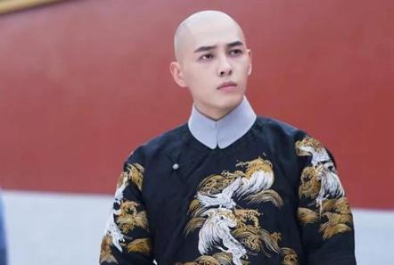 弘昼为什么经常给自己办葬礼？弘昼是个怎么样的人？