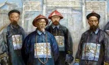 曾国藩的湘军强清朝的政局不稳，为什么不反清自立？