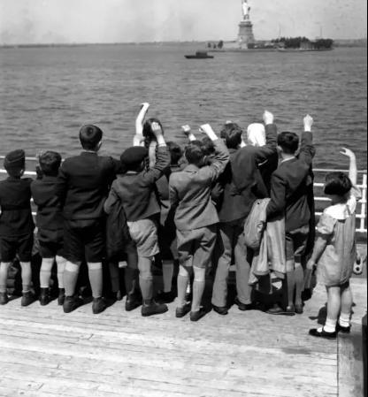 自由女神像的建造过程是什么样的 为什么法国会将它送给美国呢