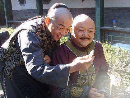 和珅被赐死后，丰绅殷德是怎么报复嘉庆的？